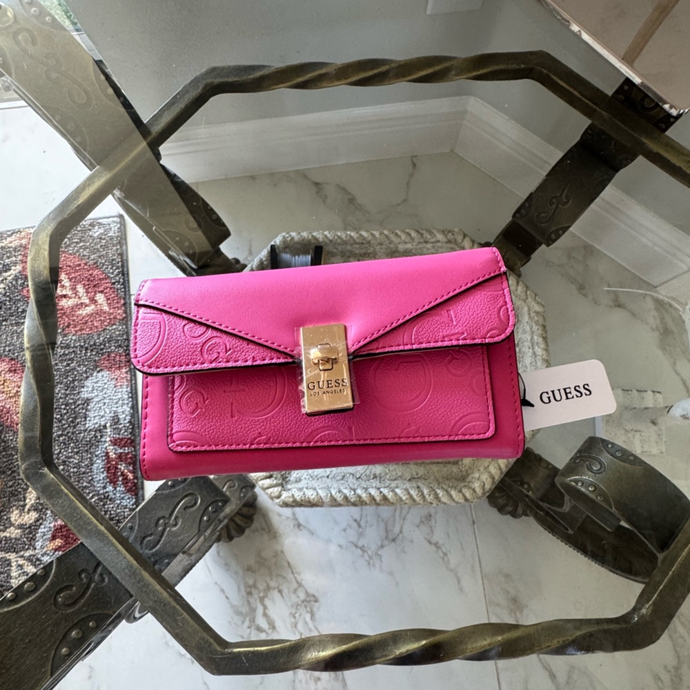 GUESS Fuchsia Pink Bifold Monogram Wallet NEW with Tags.